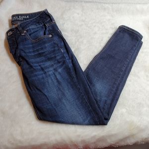 AE tomgirl skinny jeans